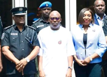 GOV. FUBARA CHARGES NEW RIVERS POLICE COMMISSIONER TO BE PROFESSIONAL IN FIGHTING CRIME