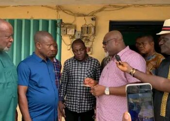 CHIDI LLOYD REDEEMS TWO MILLION NAIRA BOUNTY PLACED ON WANTED CRIMINAL GANG LEADER, OCCASION