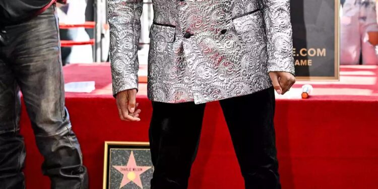 Charlie Wilson Honoured with Hollywood work of Fame Star, Celebrates 29years Sobriety