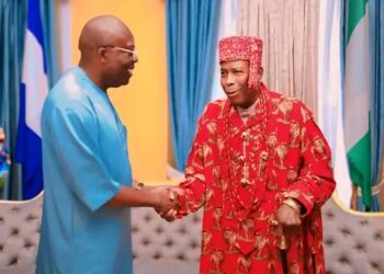 APARA MONARCH PLEDGES SUPPORT TO GOV FUBARA