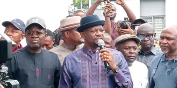 RIVERS ELDERS AND OPINION LEADERS VISIT HOUSE OF ASSEMBLY QUARTERS, CONDEMN GOVERNOR FUBARA’S DEMOLITION SCHEME