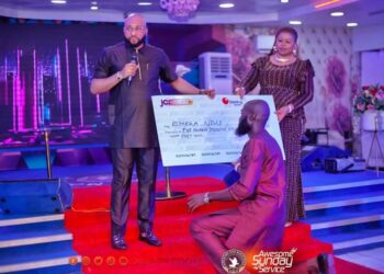 Popular Port Harcourt Cleric Rewards Church Member With N500,000