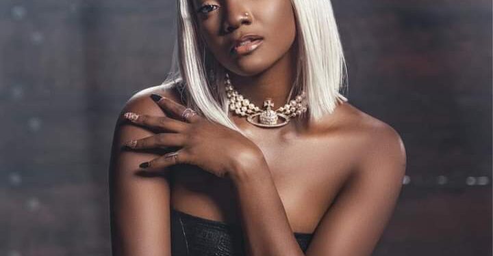 “I Dated My Husband For Five Years Without Billing Him” – Simi