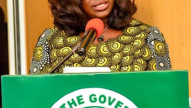 RIVERS FIRST LADY PRESENTS N10M CHEQUES TO 20 WOMEN FARMERS