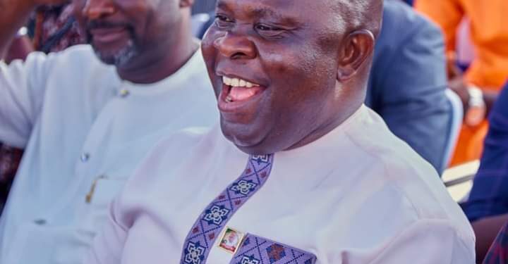 OGU/BOLO CTC Chairman Disburses Business Grants to Over 800 persons
