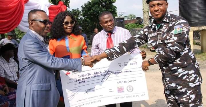 Khana CTC Chair Gives Take-off Grant to Police For the Remodeling of Bori Police Station