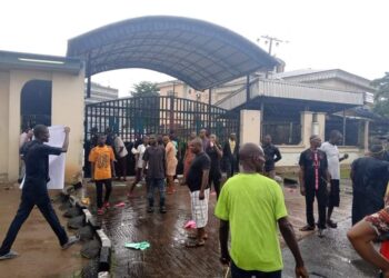 Akwa Ibom Community Picket Petroleum Regulations Commission Over Son’s Death
