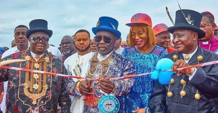 Okrika CTC Chair Presents Cash, Cars, Food Items To Okrikans