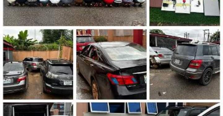 EFCC Arrests 24 Suspected Internet Fraudsters in Benin City