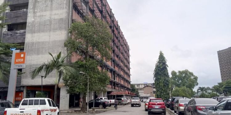 Staff at Rivers State Secretariat Decry Absence of Power for Over a Week