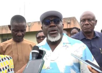 RSG Donates Transformer, Generator to Radio Rivers, Promises Steady Power Supply