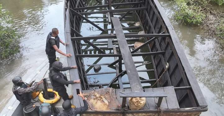 Again, Navy Discovers, Deactivates illegal Oil Site in Rivers Community