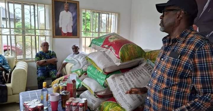Rivers Commissioner Donates Food Items To Vulnerable People in Isiokpo