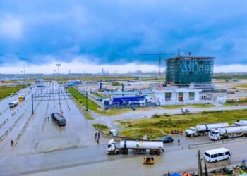 NNPC Stations Over 300 Trucks at Dangote Refinery as Petrol Loading Begins Today