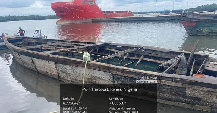 Navy Impounds Wooden Boat With illegally Refined PMS in Port Harcourt