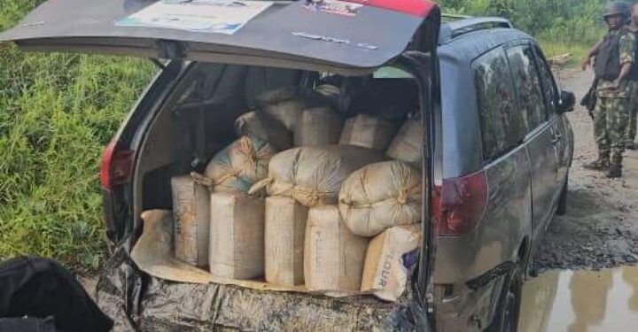 Navy Intercepts Vehicle Carrying illegally Refined Crude in Rivers Community