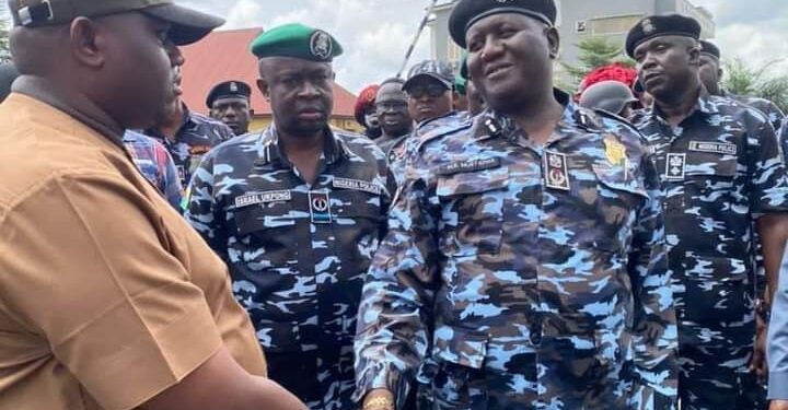 OBIO/AKPOR CHAIRMAN RECEIVES THE RIVERS STATE COMMISSIONER OF POLICE AT THE COUNCIL SECRETARIAT
