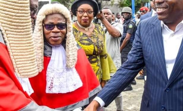 Gov. Fubara Presents Cars To Magistrates