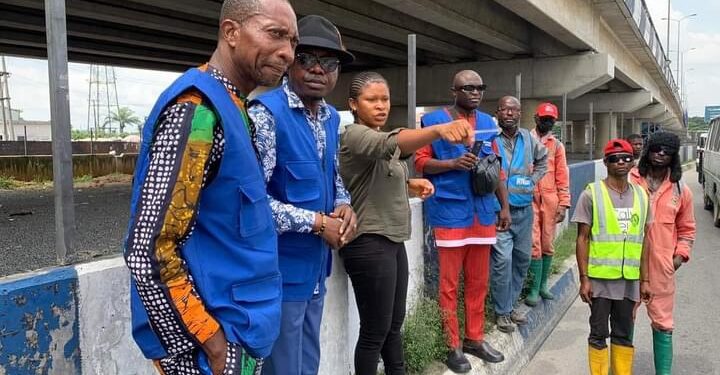 RIWAMA Embarks on Operation Clean Under Flyovers in Rivers State