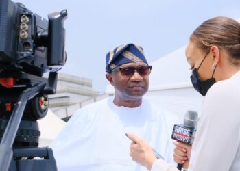 Otedola Donates N3.7B to Nigerian University