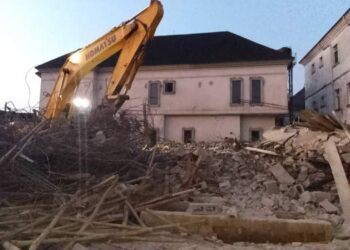 ONE PERSON FEARED DEAD IN COLLAPSED BUILDING UNDER CONSTRUCTION IN OGBOGORO COMMUNITY