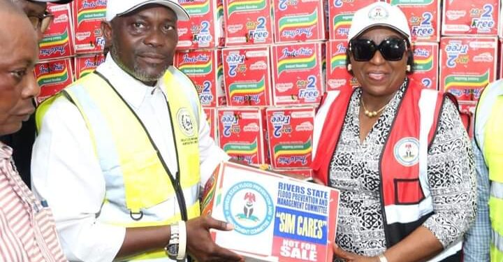 Flood: RSG Flood Committee Provides Palliatives to Egbema, Andoni Communities