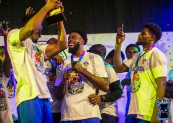 Rivers Sports Commissioner Gifts Rivers Hoopers N10M For Winning Basketball League
