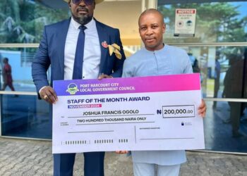 PHALGA Chairman Rewards Staff of The Month With N100,000