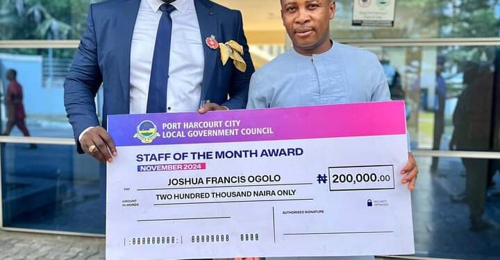 PHALGA Chairman Rewards Staff of The Month With N100,000