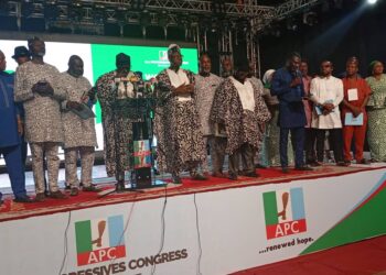 APC: Ganduje Inaugurates Rivers Excos, Vows to Takeover Rivers