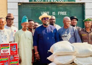 Ihunwo Visits PH Correctional Centre, Donates Food Items, Cash, Others