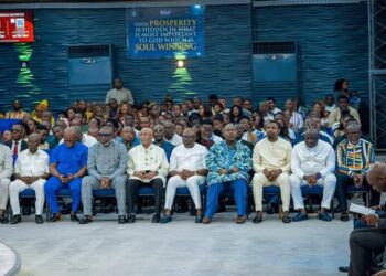 Fubara Attends Salvation Ministries as Ibiyeomie Offers Special Prayer For Him