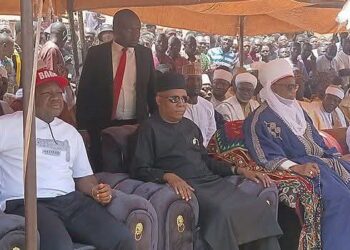 Federal Government Donates ₦2 Billion, 20 Truckloads of Grains to Flood-Hit Niger Stat
