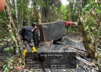 Troops Deactivate Illegal Refinery in Rivers State