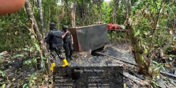 Troops Deactivate Illegal Refinery in Rivers State