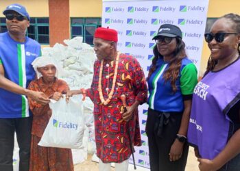 Fidelity Bank Donates Food to Over 1,500 Residents in Rivers State Community