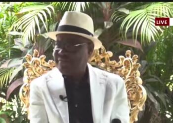 Wike Blasts Amaechi Over Criticism of Government