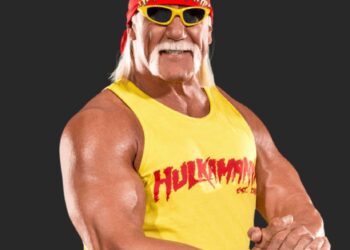 BREAKING: Wrestling Legend Hulk Hogan Dies at 71