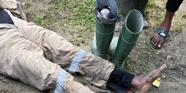 Man Dies While Waiting for Bus in Bonny Island