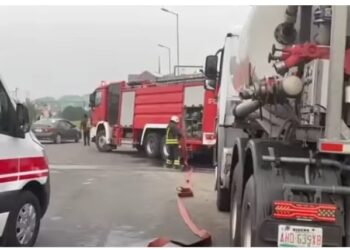 Fuel-Laden Tanker Falls at Nkpogu Junction, Firefighters Avert Disaster