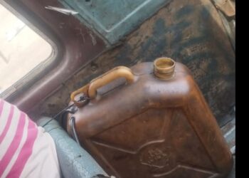 Media Personality Raises Alarm Over Use of Jerrycans to Fuel Volkswagen Buses in Port Harcourt