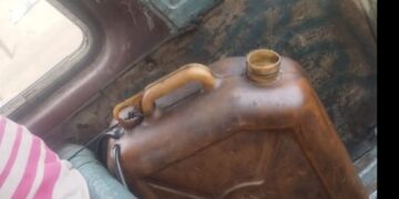 Media Personality Raises Alarm Over Use of Jerrycans to Fuel Volkswagen Buses in Port Harcourt