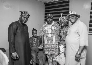 Oyo APC Governorship Candidate Donates New Car to Rescued School Principal