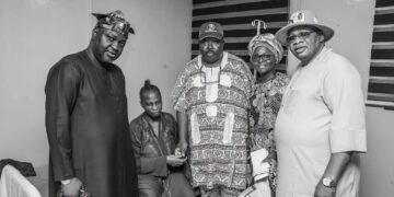 Oyo APC Governorship Candidate Donates New Car to Rescued School Principal