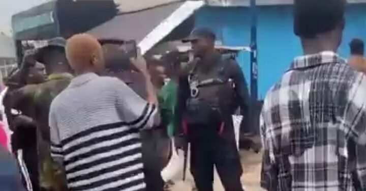 Residents Clash With PHED Officials Over Attempt to Disconnect Duncan Mighty’s Electricity