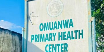 Wobodo Pledges Residential Quarters for Omuanwa Health Workers